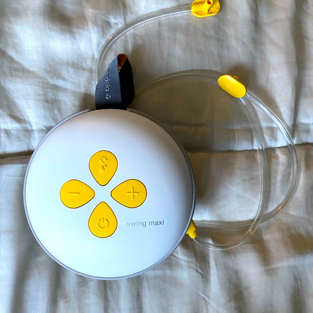 Medela Swing Maxi wearable breast pump